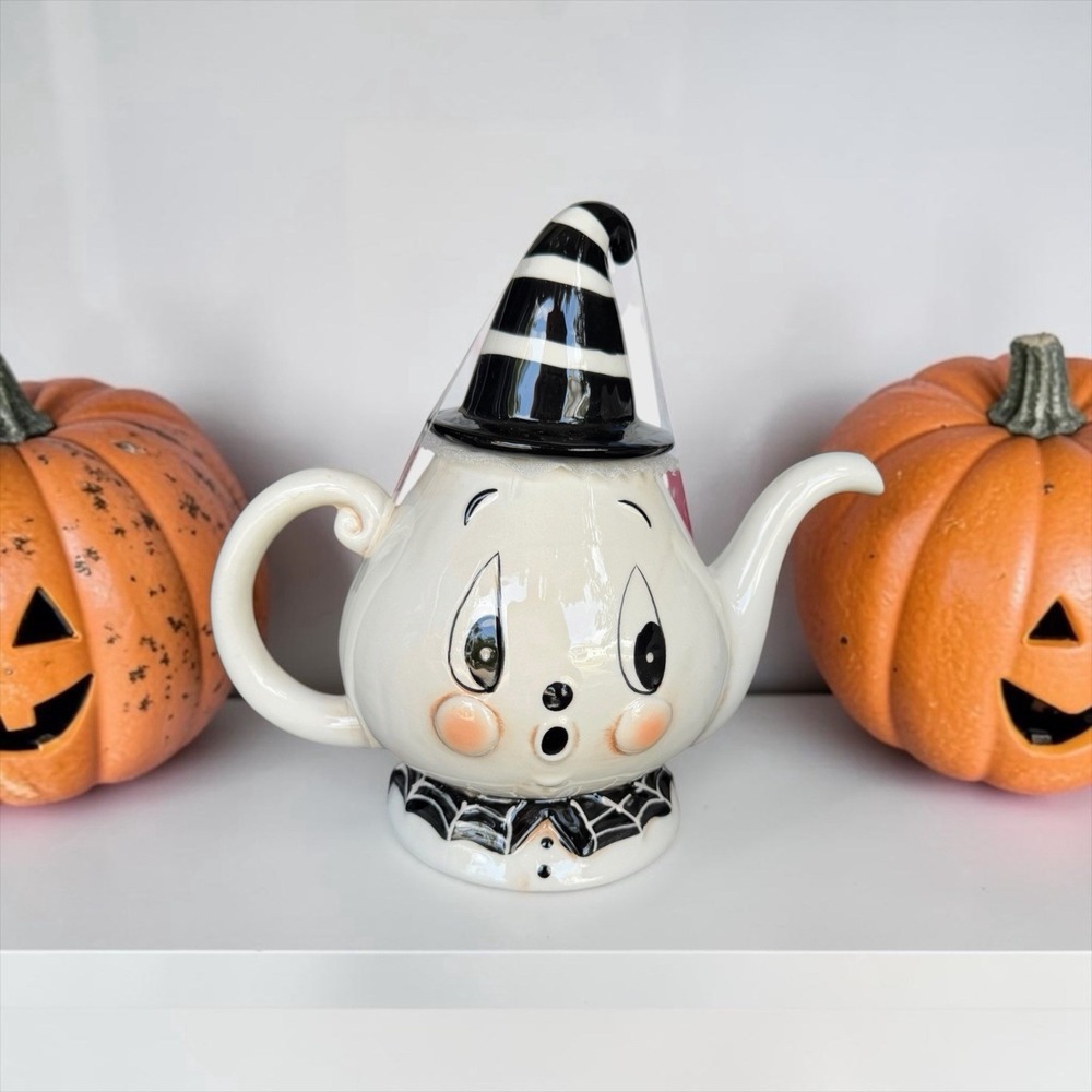 RARE Johanna Parker Halloween Ghost Teapot Gus Stripe Witch Hat 2026 release NEW